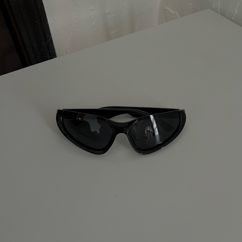 Black sunglasses